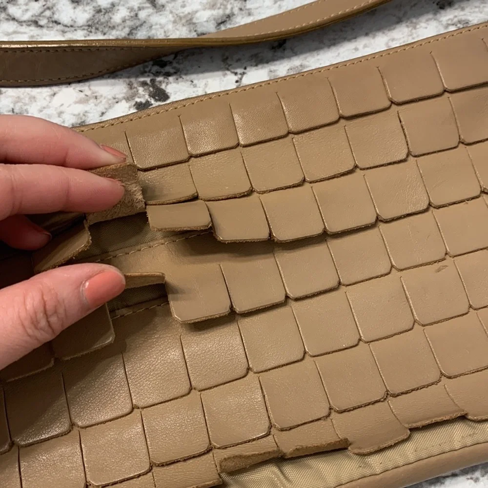 MAX&Co leather tan purse/shoulder bag - Picture 7 of 7